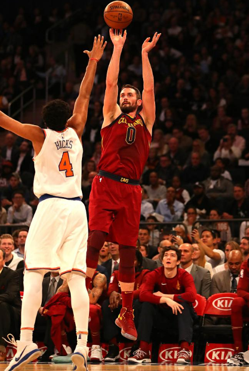 福建队碾压尼克斯，詹姆斯高光表现